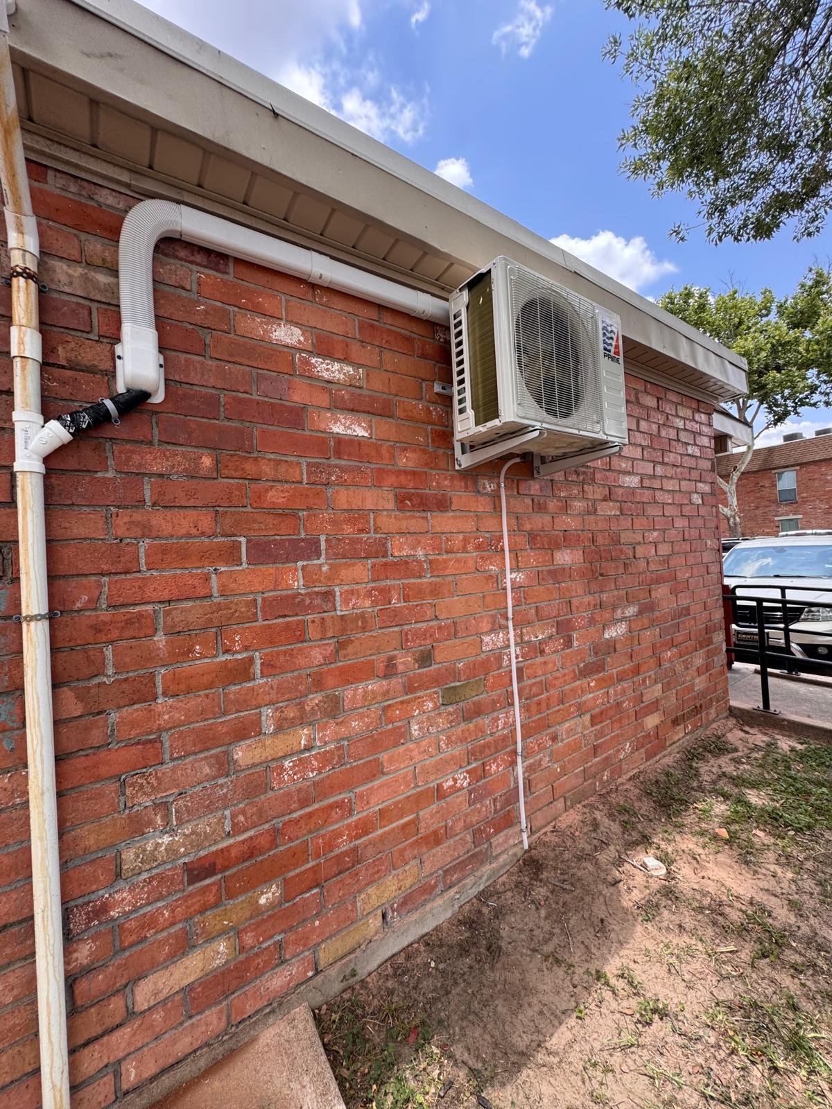 Hvac-installation-brick-wall-houston-tx | Hvac 247 Pro- 10 Top Houston Local Services
